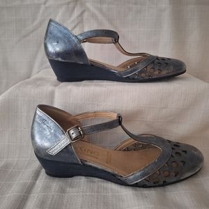 Dorking T Strap Shoes